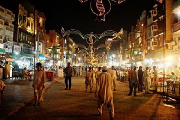 Moon Market Shopping, Lahore, Pakistan - Hamariweb Travel