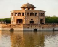 Hiran Minar